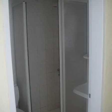 Zeybek Otel