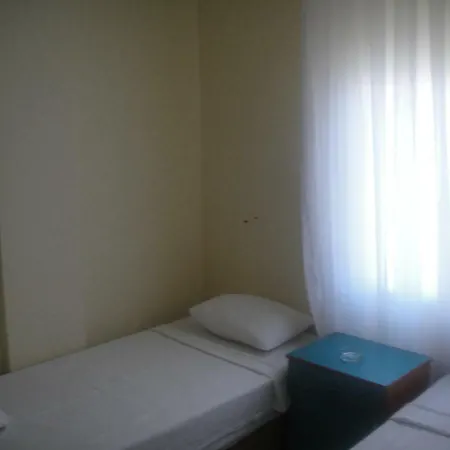 Zeybek Otel
