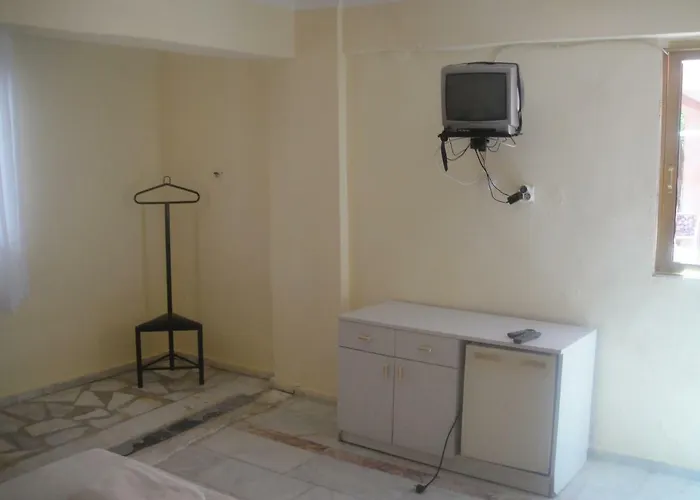 Zeybek Hotel *
