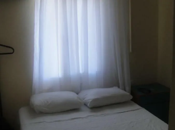 Zeybek Hotel *
