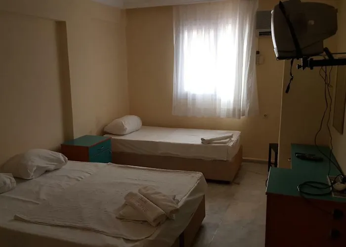 Hotel Zeybek Ürkmez