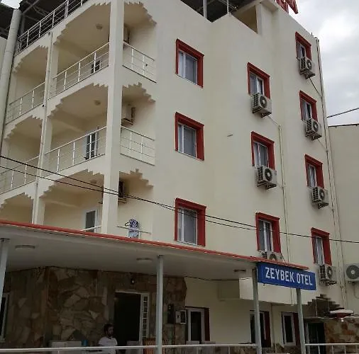 Zeybek Hotel Ürkmez
